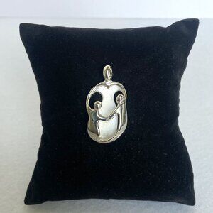 VTG Carlisle Jewelry Sterling Silver 925 Mom Two Children Family Brooch Pin